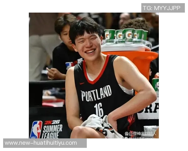 媒体人点评弗拉格表现不佳呼吁开拓者给予杨瀚森更多耐心与时间