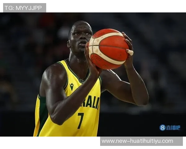 瓦塞尔上半场表现惊艳5投全中三分球2中2轻松拿下14分